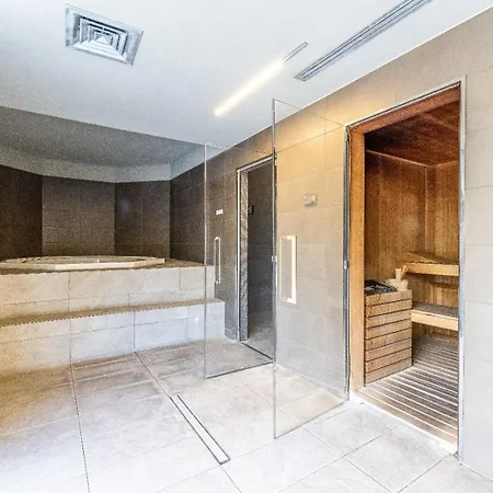 Cozy Apartment - Parking - Pool - Sauna - Gym -Spa Milan Exterior photo